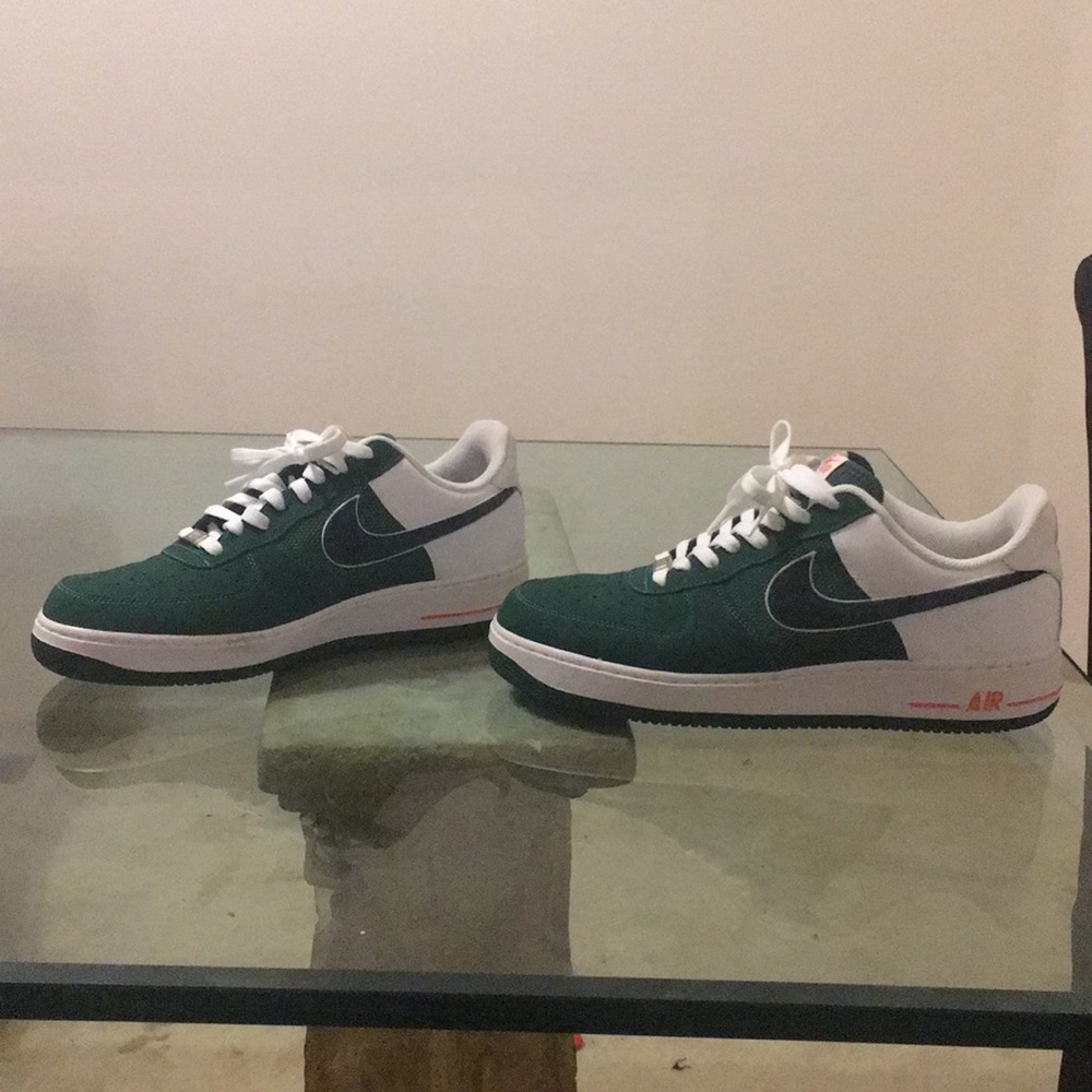 Nike Air Force 1